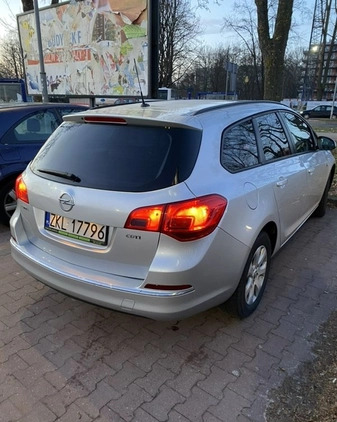 Opel Astra cena 23000 przebieg: 291500, rok produkcji 2015 z Kołobrzeg małe 56